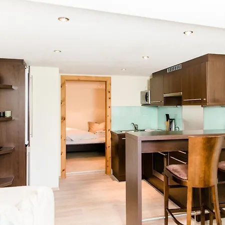 Alpine - & Chalet *